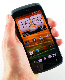 השכרת HTC ONE S